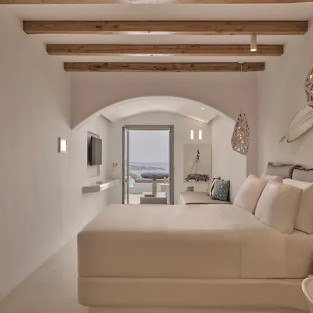 Adel Private Szálloda