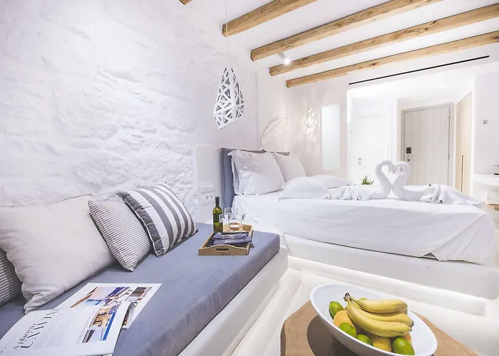 Adel Private Hotel 4*