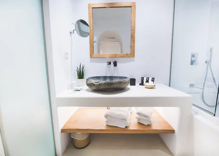 Hotel Adel Private 4*