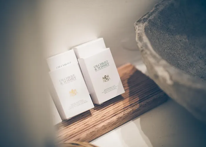 Adel Private Hotell 4*