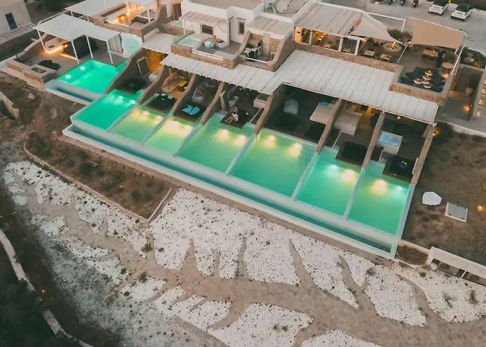 Adel Private Hotell 4*