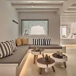 Adel Private