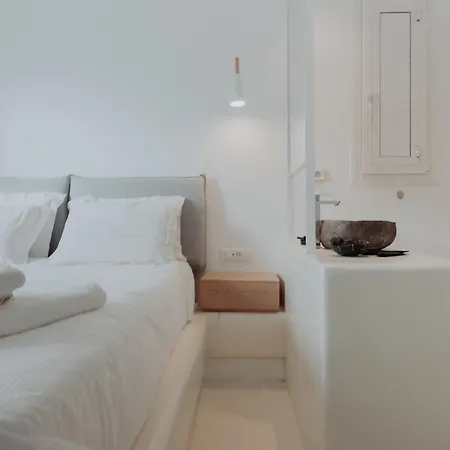 Adel Private Hotel 4*