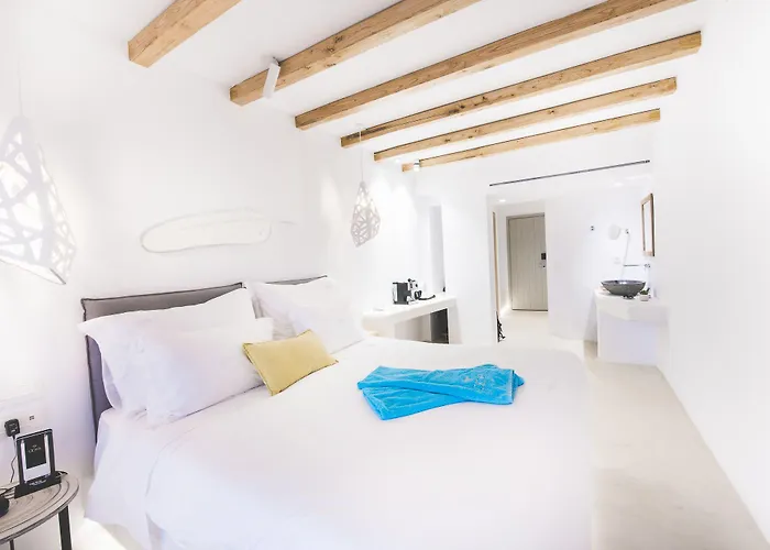 Отель Adel Private Mykonos Town